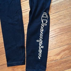 BRAND NEW NEVER WORN CHAMPION LEGGINGS